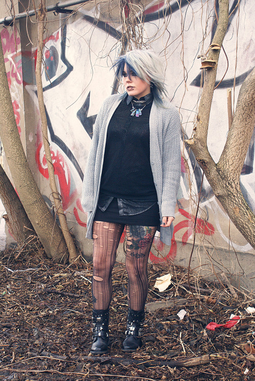 Knit + Metal (by INNER RIOT †)Fashionmylegs- Daily fashion from around the webSubmit LookNote: To s