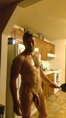 usfbullbro: texashorndawg:  Perfect  Holy fuck. Come give me dinner ;) 