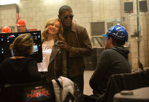 captainmarvelsource:Brie Larson and Samuel L. Jackson on the set of Captain Marvel. [x]