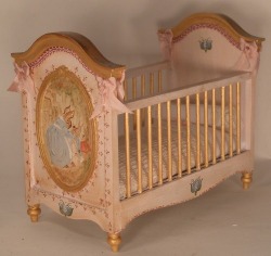 fairytalepalegirl:Beatrix Potter Crib by