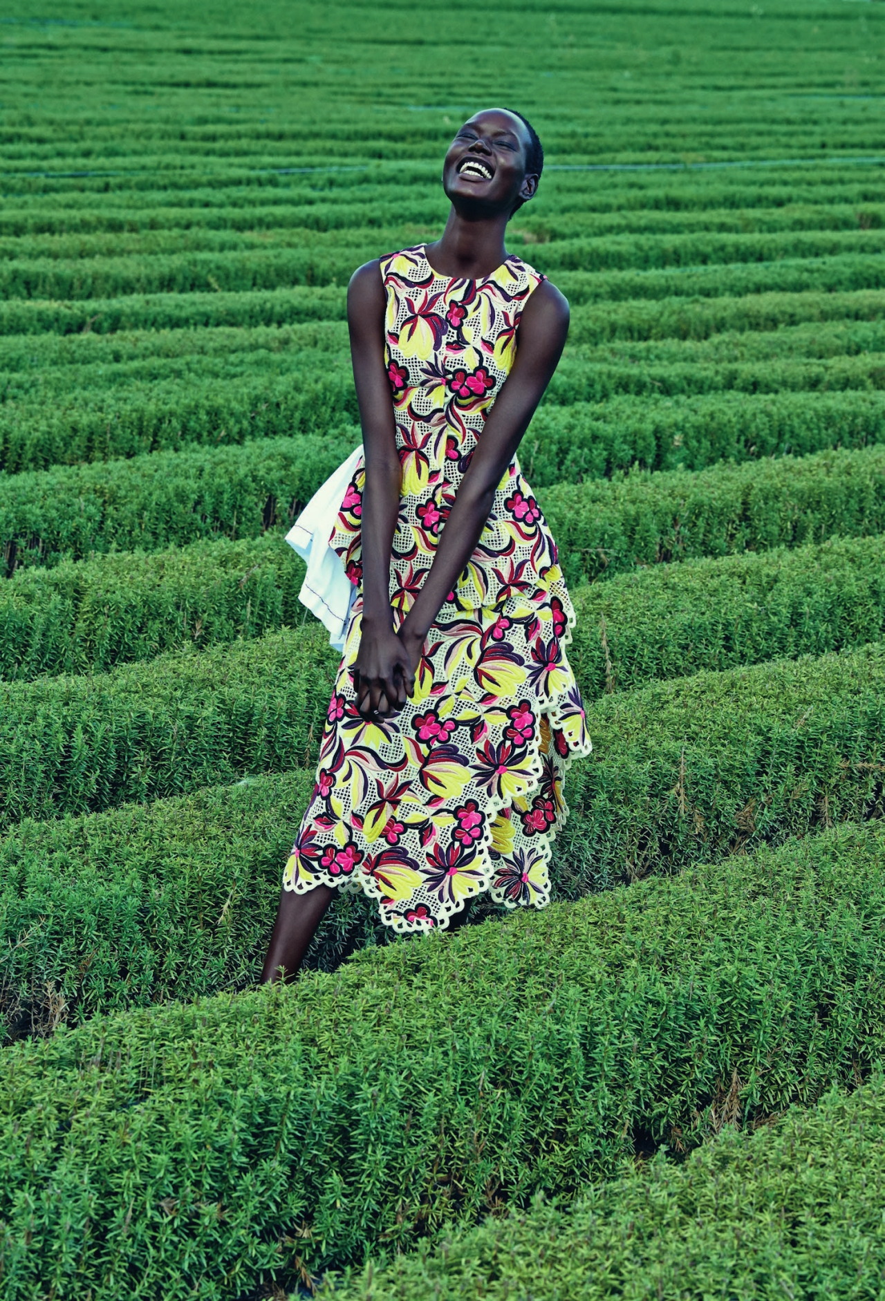 blackandkillingit:  stormtrooperfashion:  Ajak Deng in “Mixed Message” by Julia