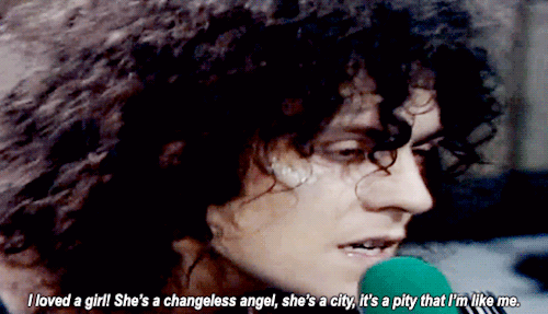 Marc Bolan of T. Rex singing Spaceball Ricochet (1972).