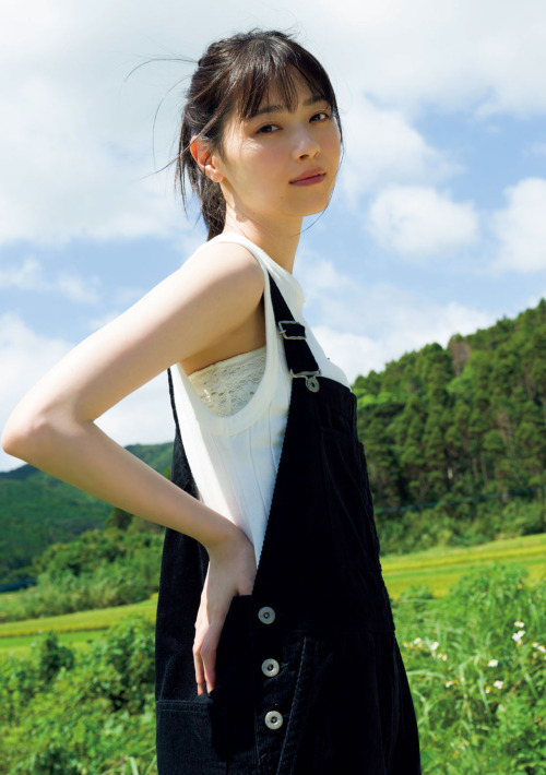 Nanase Nishino - YM