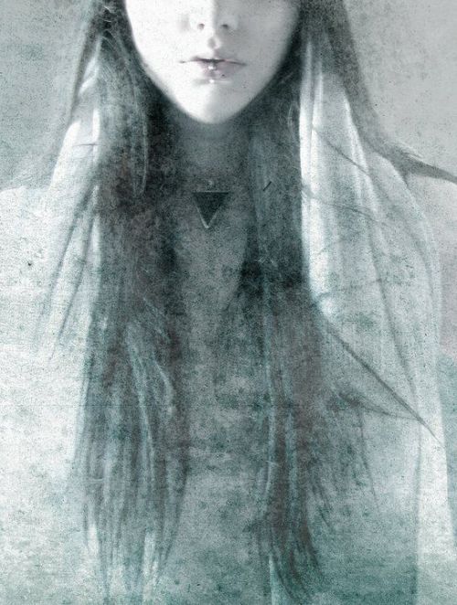 forthestrangeandthebeautiful: Heike Langhans