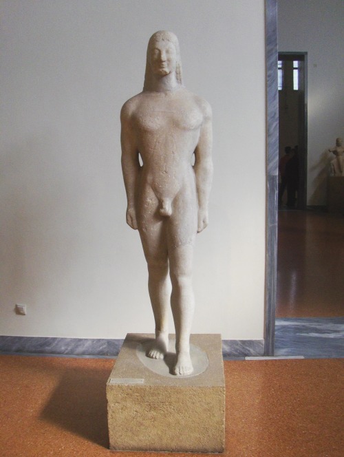 A kouros found from Theba.ca. 590-570 BCArchaeological museum of Athens