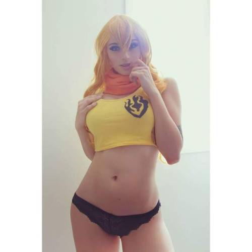 damnsexycosplayers:  Kayla Erin porn pictures
