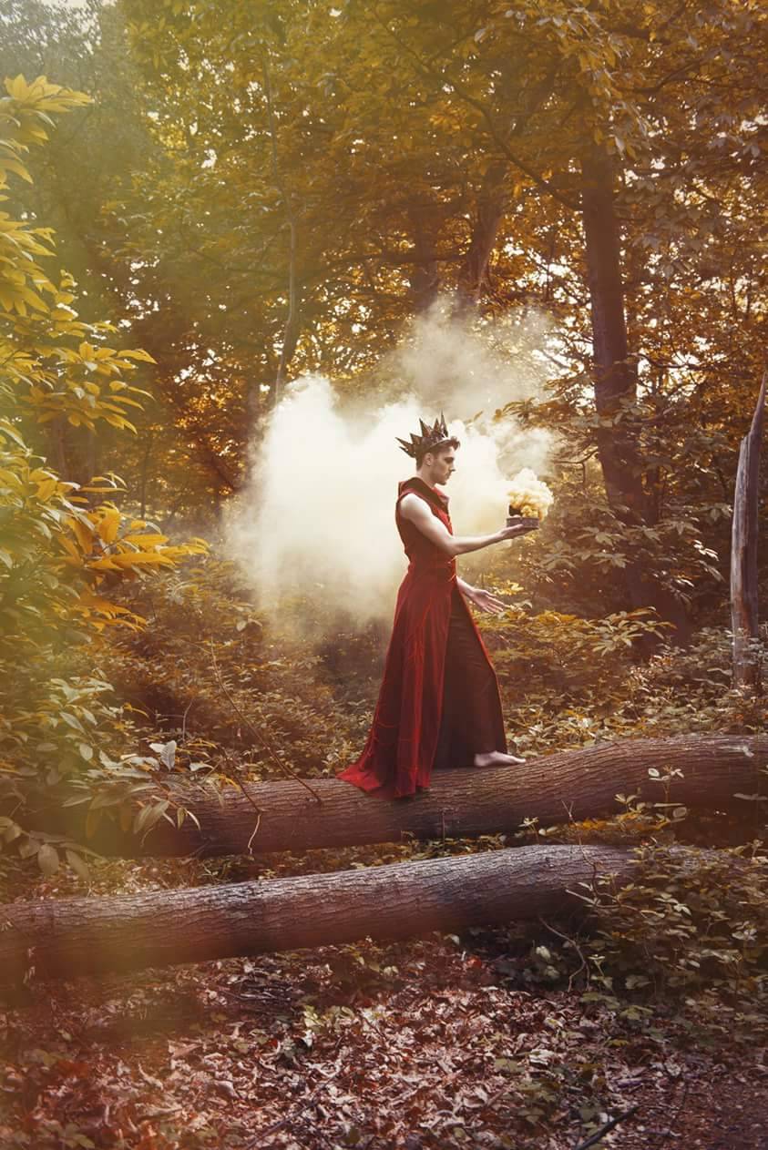 ohthentic:  magikallittleblog:  The Autumn Prince  Photography &amp; retouching: