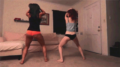 twerkmagazine:We don’t know what exactly happened, but the best caption for this