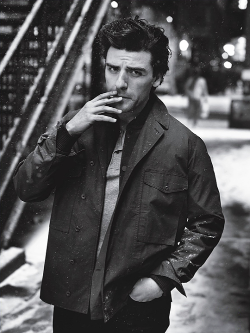 kyluxlovechild:feliciahardy:Oscar Isaac photographed for Details MagazineWHYYYI swear that this woul