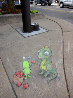 urhajos:  Chalk street art by David Zinn