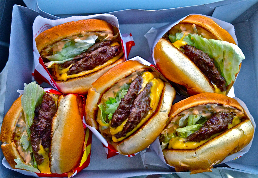 pornopanda:  foody-goody:  by plutohead  be still my beating heart &lt;3