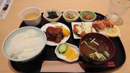 07.02.2020This is not a school lunch. I had to go to Kochi City with a friend for visa purposes. So 