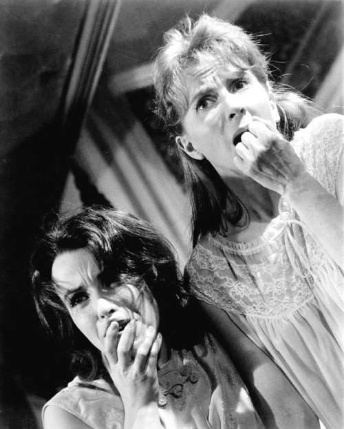 Claire Bloom and Julie Harris in The Haunting (Robert Wise, 1963), a supernatural and psychological 