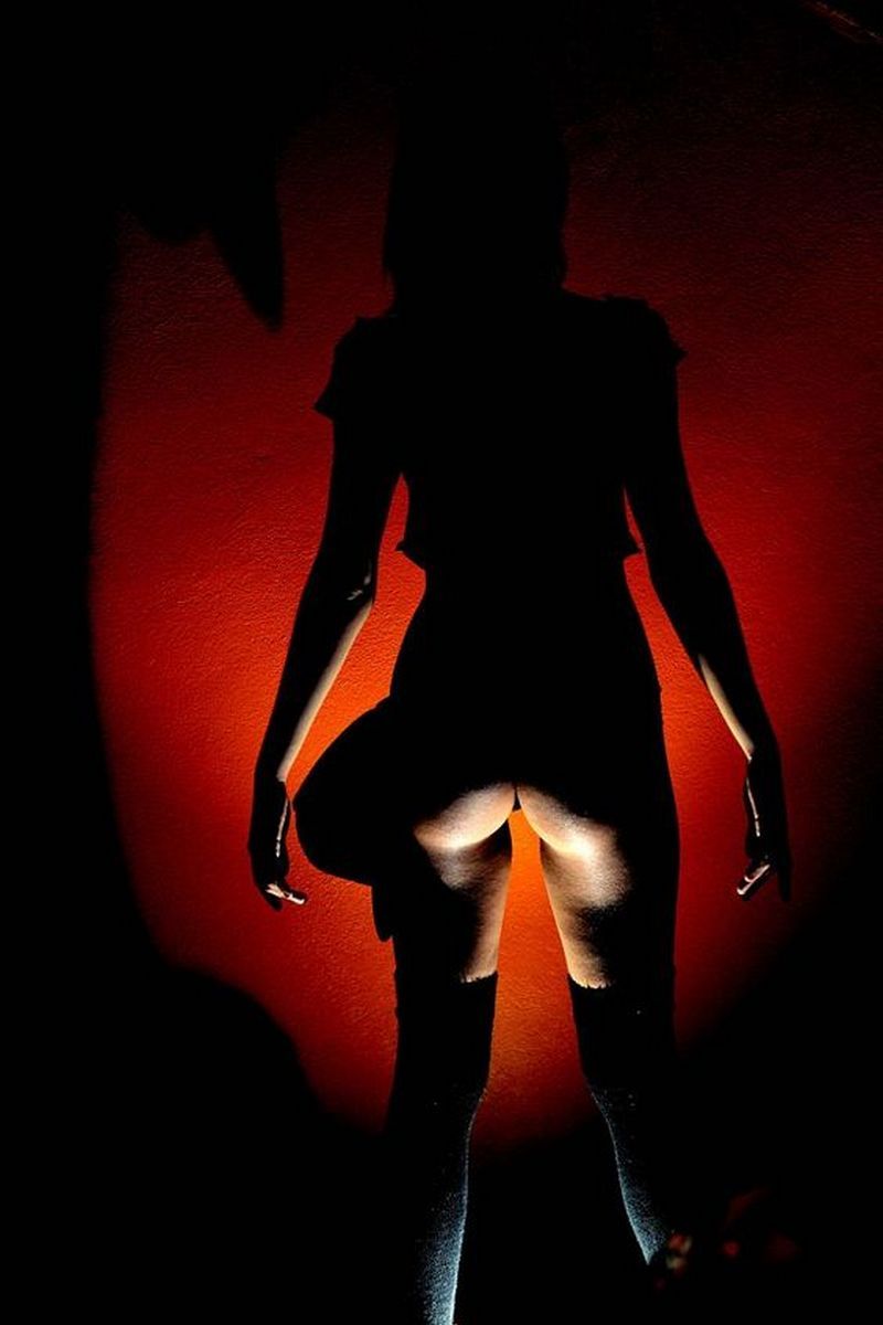 feelwhatyouknow:  Red Dirce by Julian Lopez