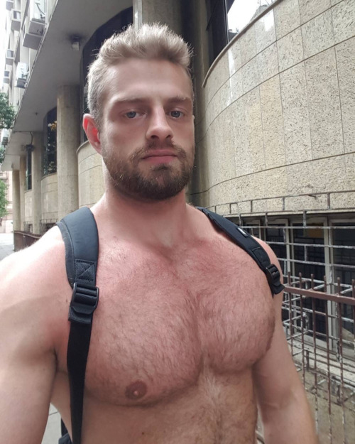 Porn photo brightonchappie:  BIG chest ! hairy chest