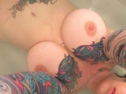 catherinetaylerxxx:  Second bath this morning…