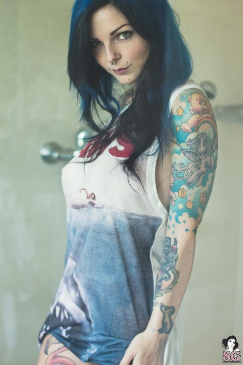 panda-face-mew: Riae SG