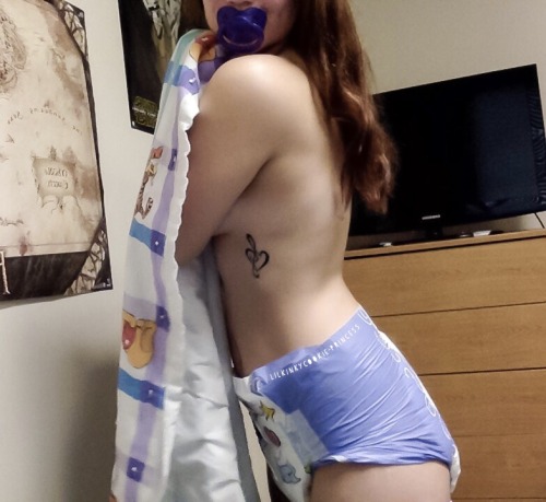 diaperguru:  lilkinkycookie-princess:  ABU Cushies for a Princess Tooshie hehe