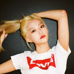 Voir un profil - Minji Jeong 4731b40212562531ea269ef0a47884c28f9c66f4