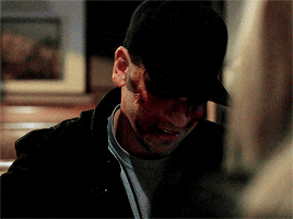 nxbodygoesafterher:tacosdecanasta:frank and karen + flirtingMy favorite, flirty babies. 