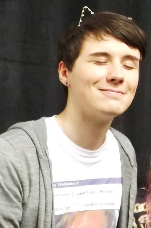 danisnotonfiretm: happy squishh