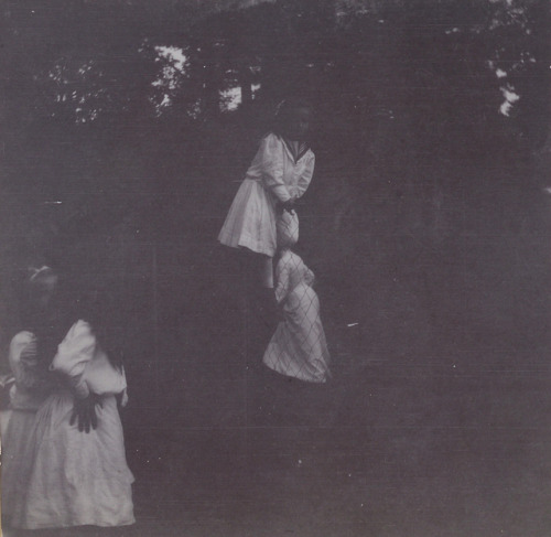 princesselisabethofhesse:Princess Elisabeth of Hesse playing with her Russian cousins OTMA in Wolfsg