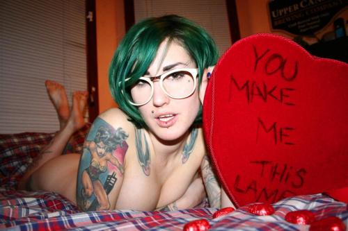 phantomshaunt:  THE NERDY STRIPPER: Follow this Wonderfully Nerdy Lady…I promise you won’t be disappointed!! Tumblr: The Nerdy Stripper Twitter: @NerdyStripper Facebook: The Nerdy Stripper  Twiggy