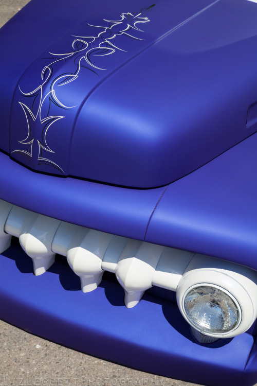 lizleggettphoto:  Like Cars and Bright Colours? Follow me for more adventures! xoxo Liz Leggett Photography 