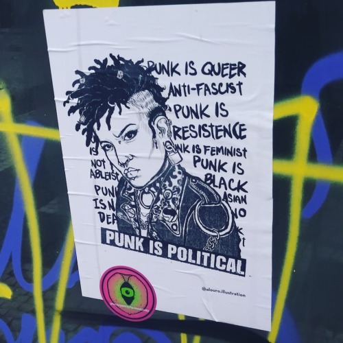 In my neighborhood. #portoportugal #cedofeita #punk #upthepunks #noboundaries #portugallife #kiltthi