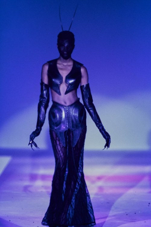 haloheliac:Thierry Mugler Haute Couture Spring 1997