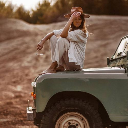 ✨✨ @defendergirls #landrover #landroverdefender #love #girl #girls #defender #summerlove #defenderlo