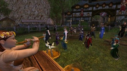 crazylotroadventures:Some screenshots from yesterday’s concert!We got a really large crowd coming th