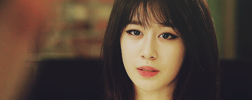 ilovekimjaejoong:  ego-centrik:  The weather is just like my heart,I cry then I laugh,