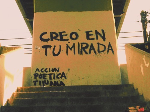 silencio-en-la-mirada:  shantycc:  Creo en tu mirada  Yo no creo en la iglesia pero