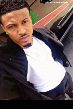 lamarworld:  Singer August Alsina big bulge.