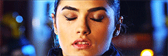 fluturojdallandyshia:Elhaida Dani - I’m alive (Albania) 2015 Eurovision Song Contest