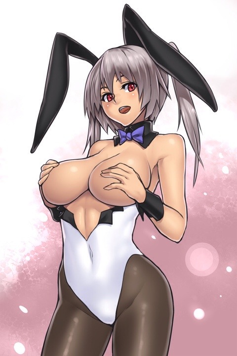 pantyxhunter:    *heavy nosebleeding*   