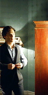 stephenstrvnge:  Sherlock + Button up 