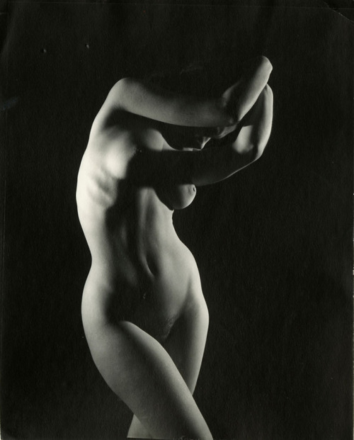 vintageearth:  Peter Basch, 1950