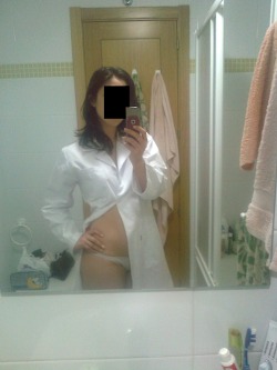 pervdoctors:  With my doctor coat :)  All of a sudden I think I need a doctor to give me a physical 😉