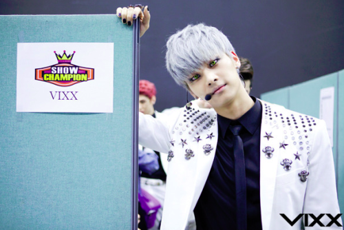 (ღ˘⌣˘ღ)