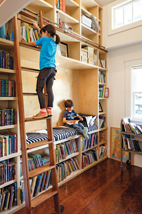 takeovertime:  A Look at Reading Nooks Diana Budds, dwell.com Building on the 8 Libraries We Love post, here are six reading nooks crafted for the modern bibliophile. 