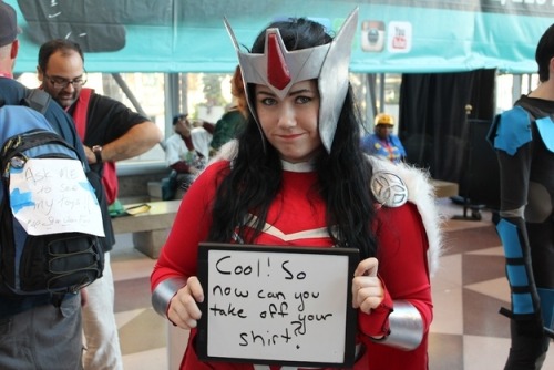 buzzfeedgeeky:What’s The Creepiest Thing Someone’s Said To You While Cosplaying? Yikes, guys.