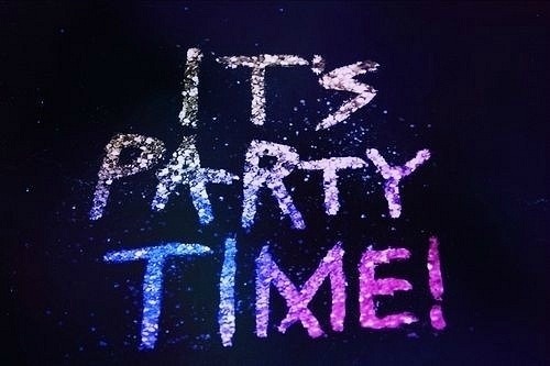 party-even-harder:  GIRLS & PARTY