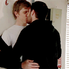 gargoyles42:      Robron OTP Meme → [5/5] Kisses      