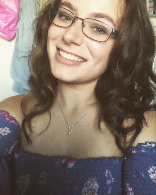 twlohasmp: I promise, anon, I do smile.