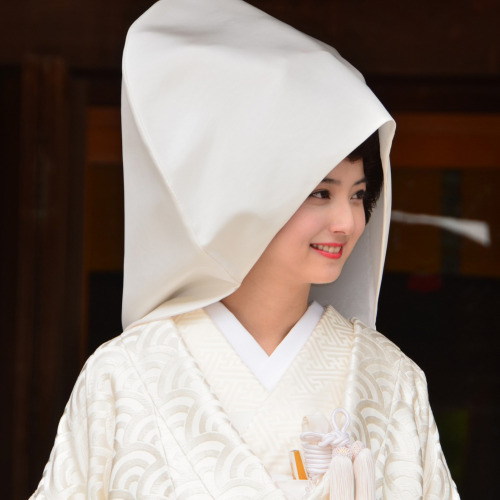licoricewall:  佐々木希 (Nozomi Sasaki): Promo event for the movie ‘縁（えにし）’