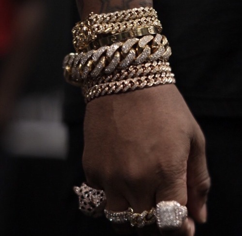 vsia:  polobanks:#FutureHive  Me!