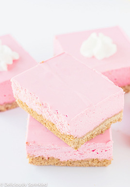 ari-kanon:  Cherry Cheesecake Bars 