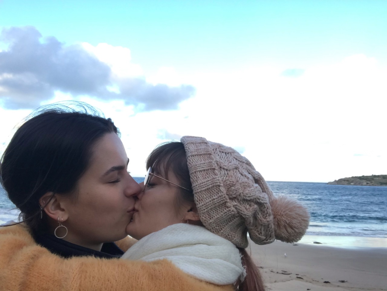 Cute Lesbian Couple Kissing Tumblr